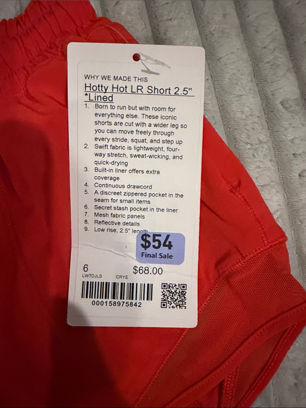 lululemon athletica shorty Hot LR Short 2.5” Lined - Picture 2 of 6